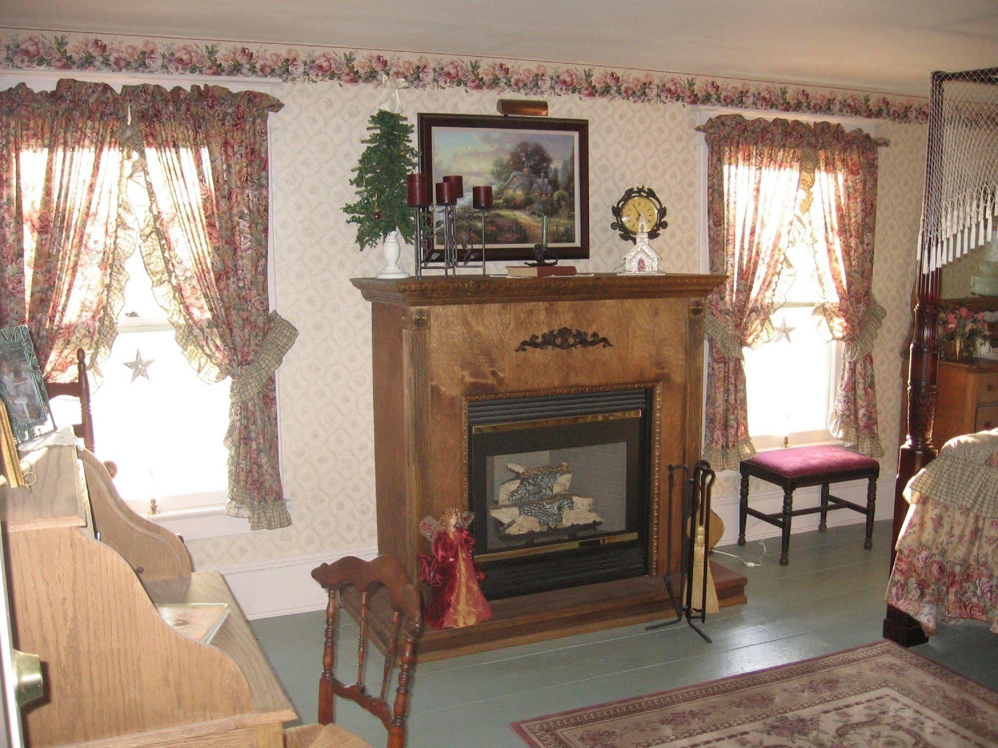 The Bella Ella Bed And Breakfast Canandaigua Exteriér fotografie